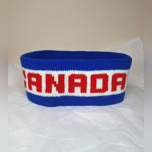 Vintage 70s Canada maple leaf knit blue red white winter headband